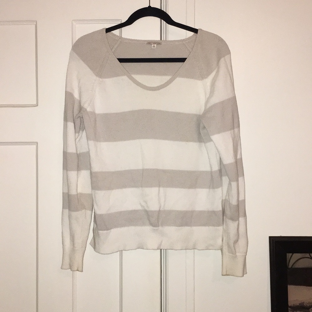 Gap Sweater